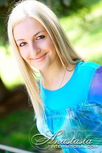 Date the woman of your dreams: Ukrainian girl Veronika from Odessa