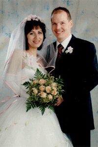 Alina and Jochen  got acqainted through the agency and now they are one of the happiest couple.