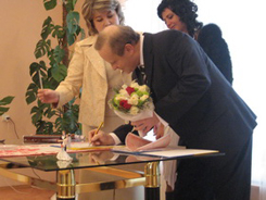 Tim marries Tatiana