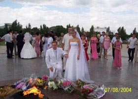 Their second meeting took place when Kenneth came to Julia on New Year.